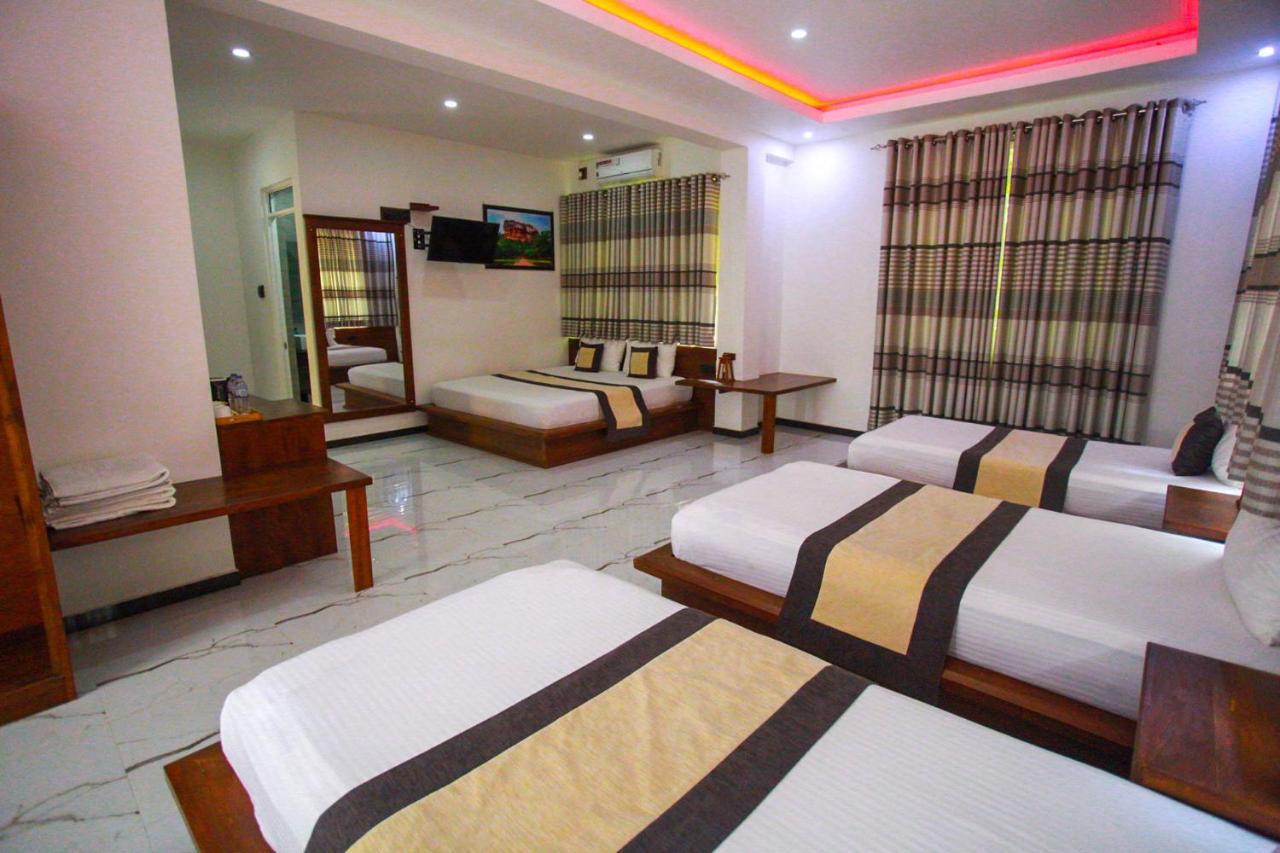 Hotel Supreme Dambulla Exterior foto